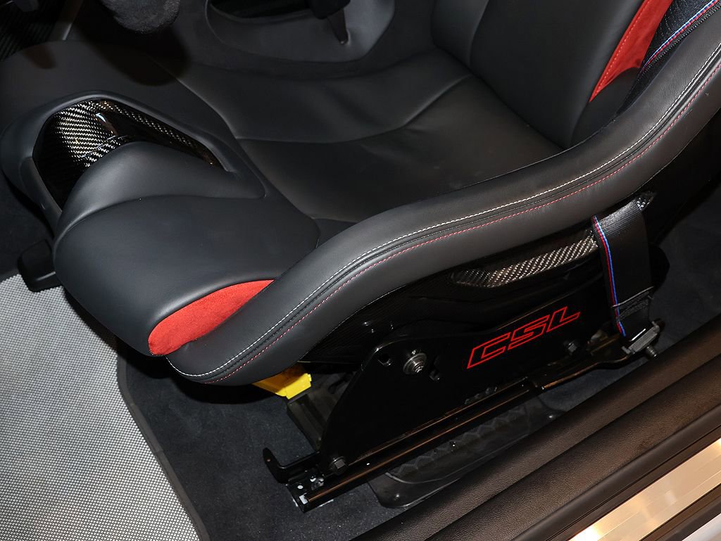 Used 2023 BMW M4 CSL image 28