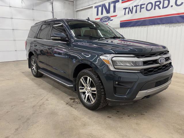 Certified 2022 Ford Expedition XLT AWD/4WD image 2