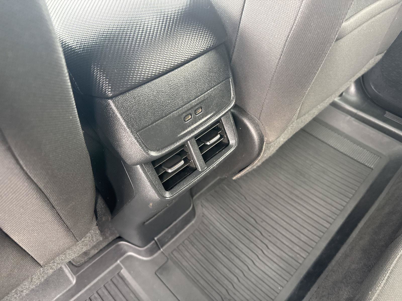 Used 2026 Chevrolet Equinox LT w/ LPO, Floor Liner Package AWD/4WD image 10