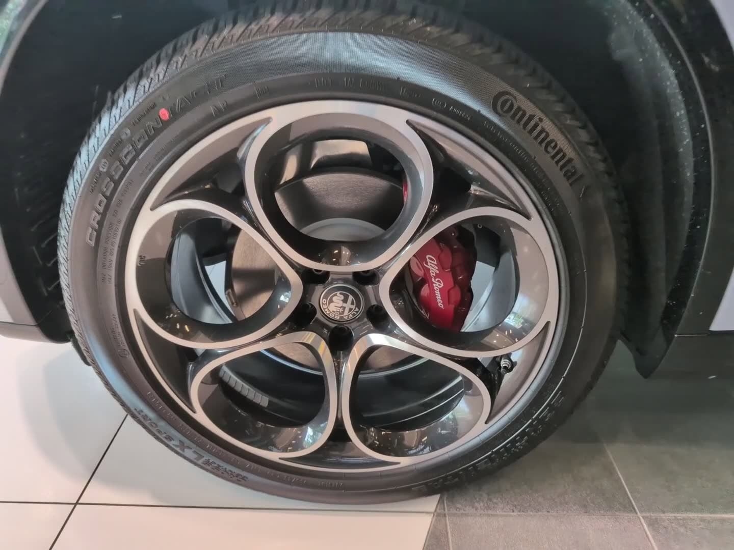 New 2026 Alfa Romeo Stelvio Sprint AWD/4WD image 11