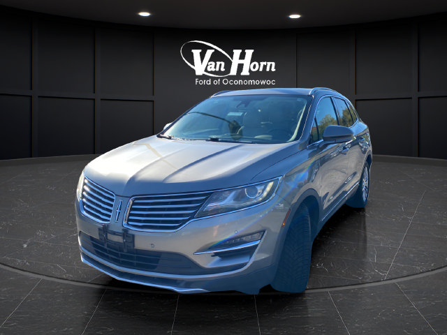 Used 2017 Lincoln MKC Reserve AWD/4WD image 3
