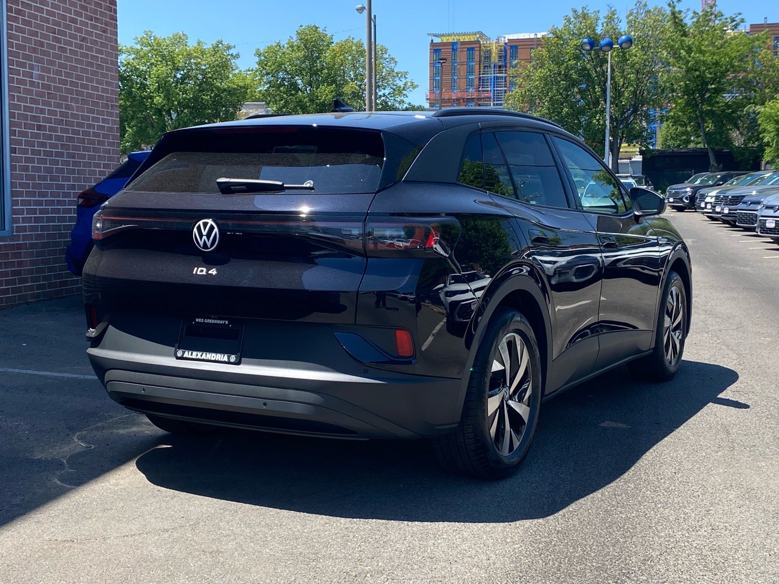 New 2026 Volkswagen ID.4 Pro RWD image 2