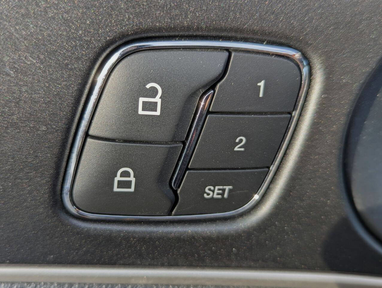 Used 2019 Lincoln MKZ Reserve w/ Reserve Plus Package image 29