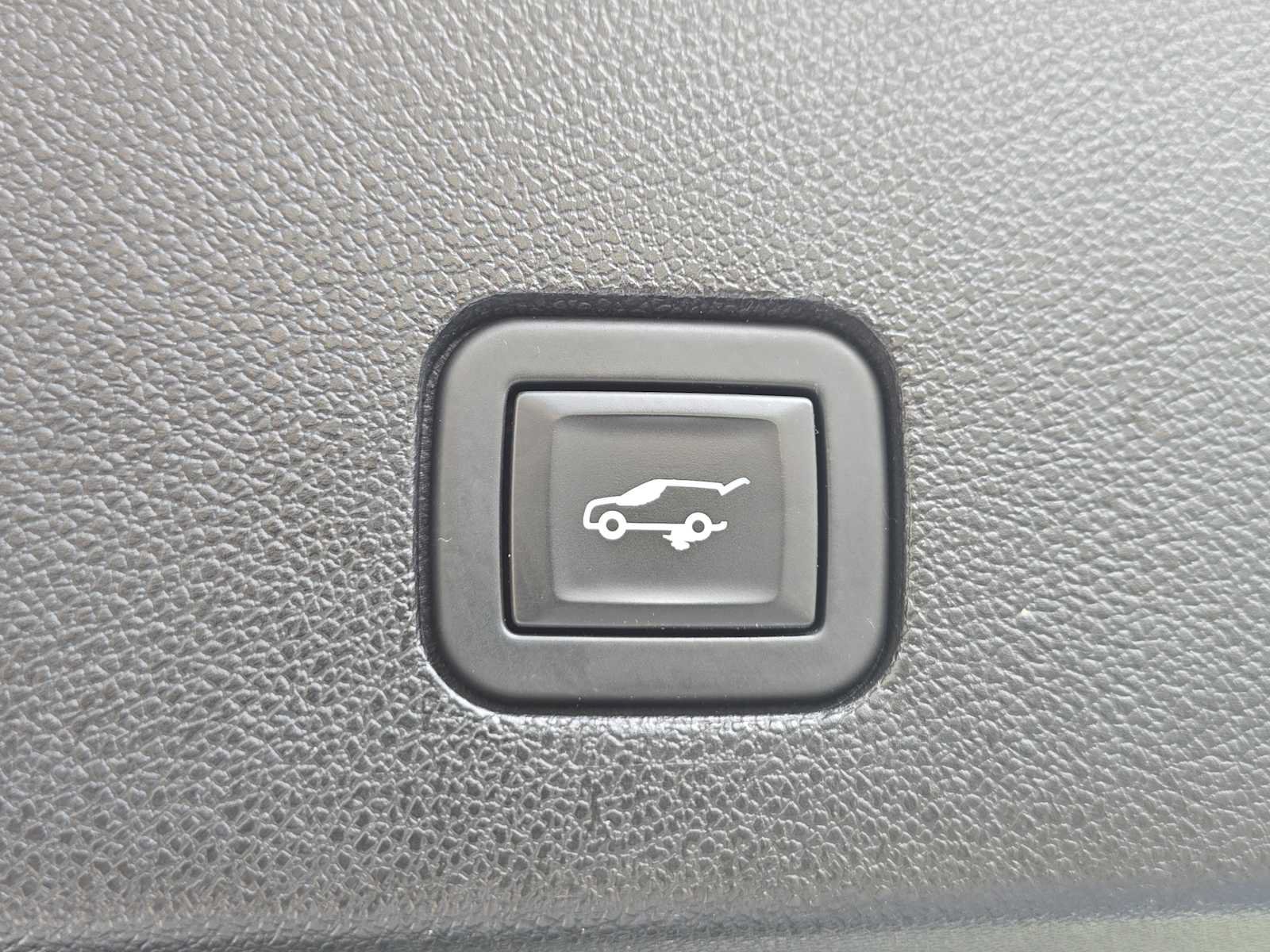 Used 2021 Cadillac XT6 Luxury FWD image 29