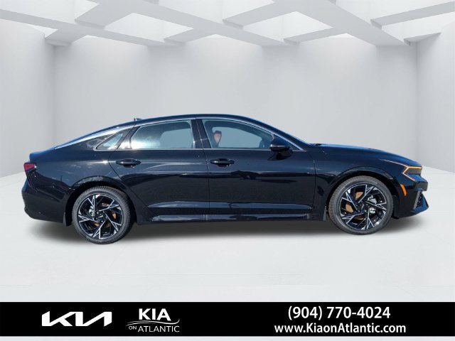 New 2027 Kia K5 GT-Line FWD image 2