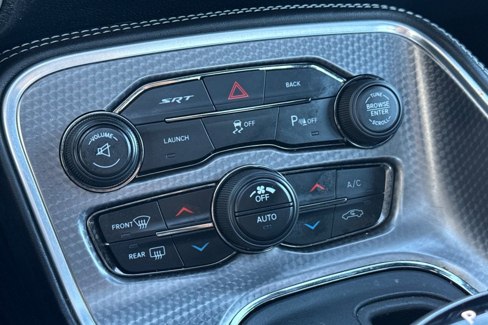 Used 2016 Dodge Challenger SRT Hellcat image 21