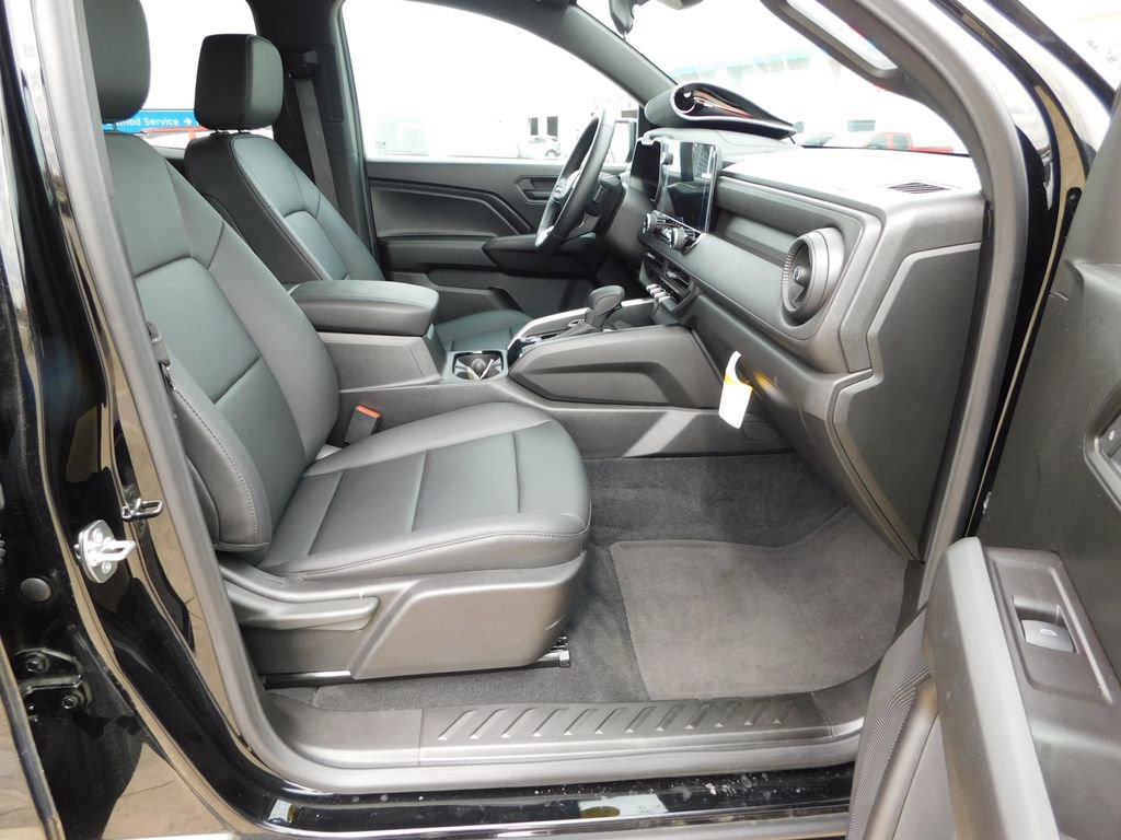 New 2025 Chevrolet Colorado Trail Boss w/ Midnight Edition image 20