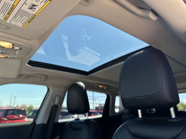 Used 2017 Jeep Compass Trailhawk w/ Leather Interior Group image 21