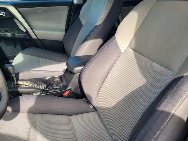 Used 2014 Toyota RAV4 XLE AWD/4WD image 13