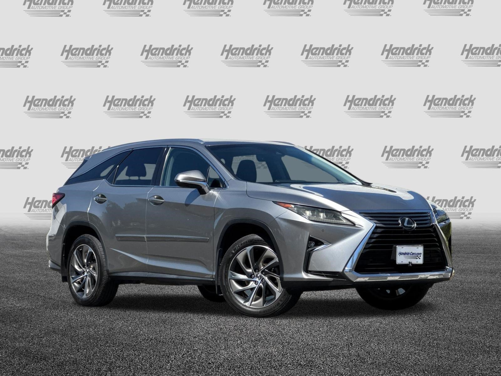 Used 2019 Lexus RX 350L Luxury w/ Accessory Package AWD/4WD image 2