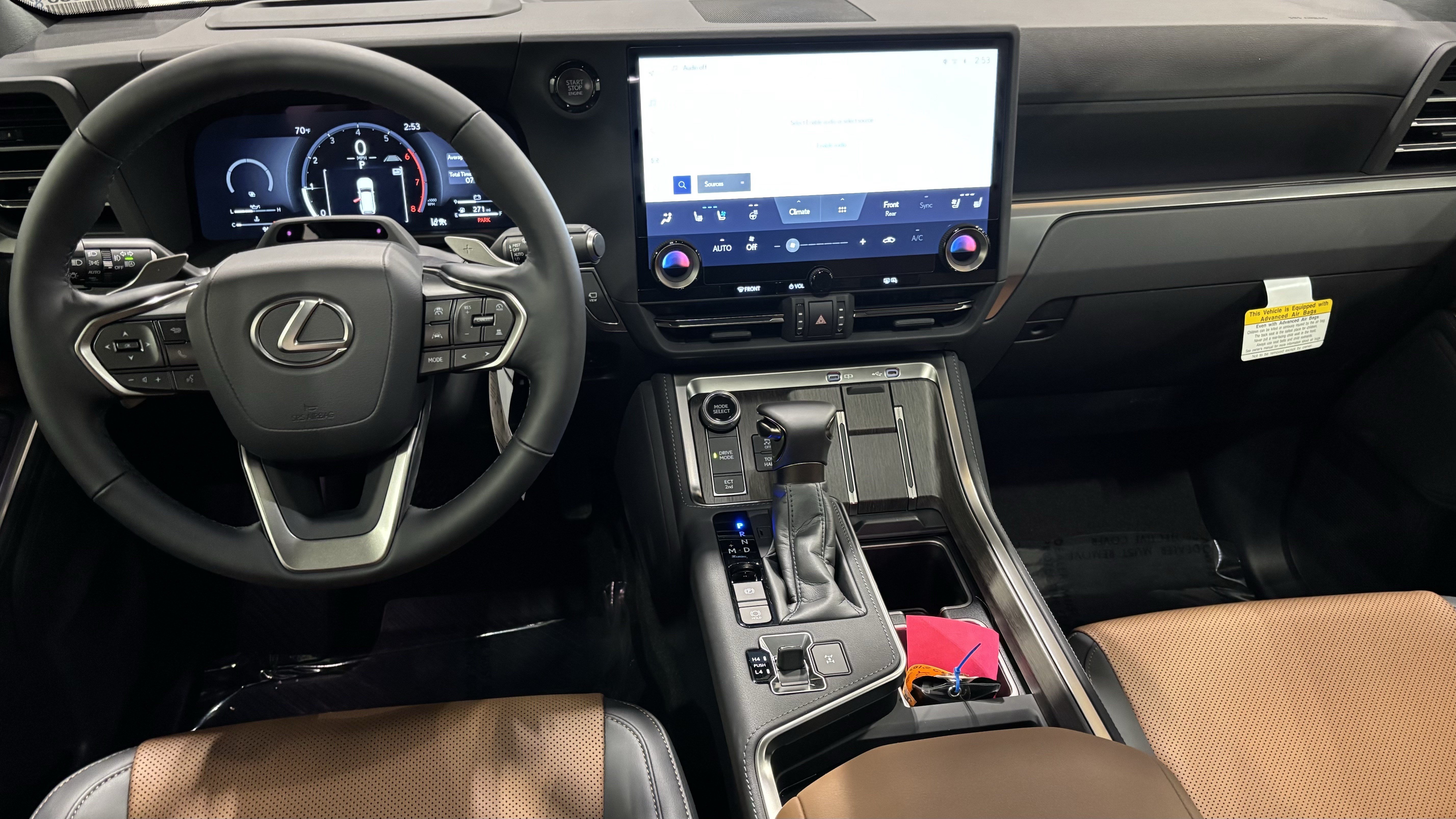 New 2026 Lexus GX 550 w/ Accessory Package (2T) AWD/4WD image 16
