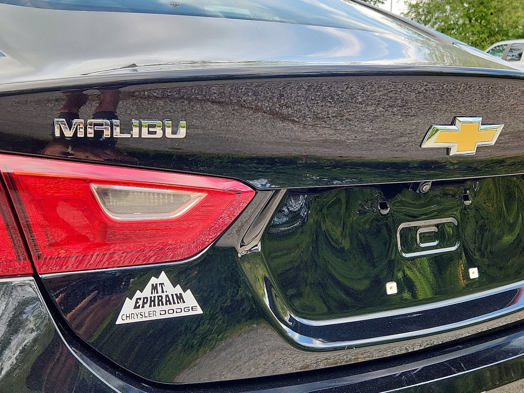 Used 2023 Chevrolet Malibu LS image 16