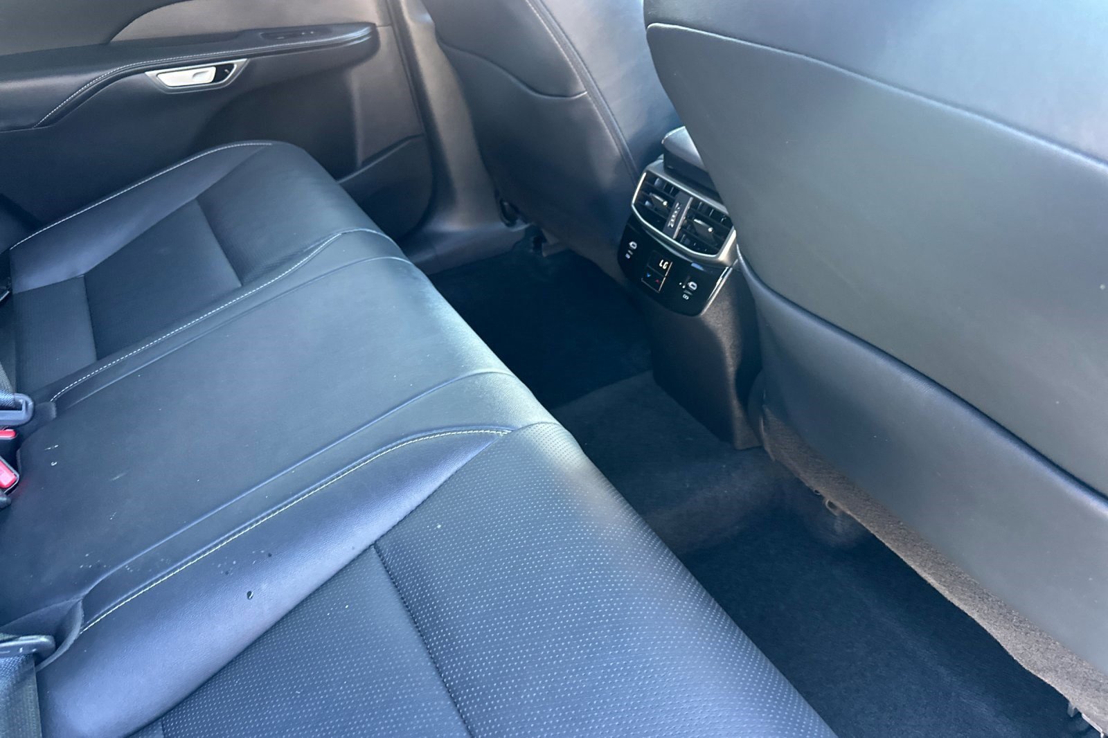 Used 2024 Lexus RX 350 FWD image 29