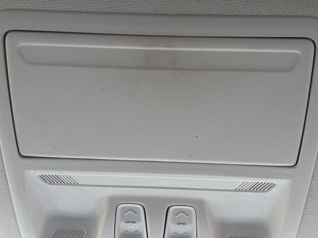 Used 2020 Ford Escape SE Sport image 30