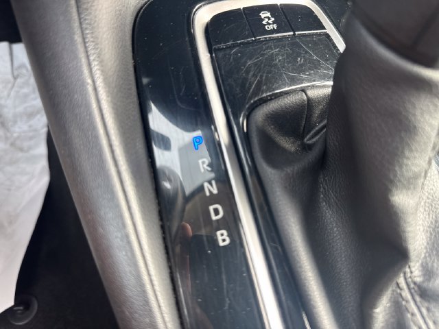 Used 2024 Toyota Corolla LE FWD image 17