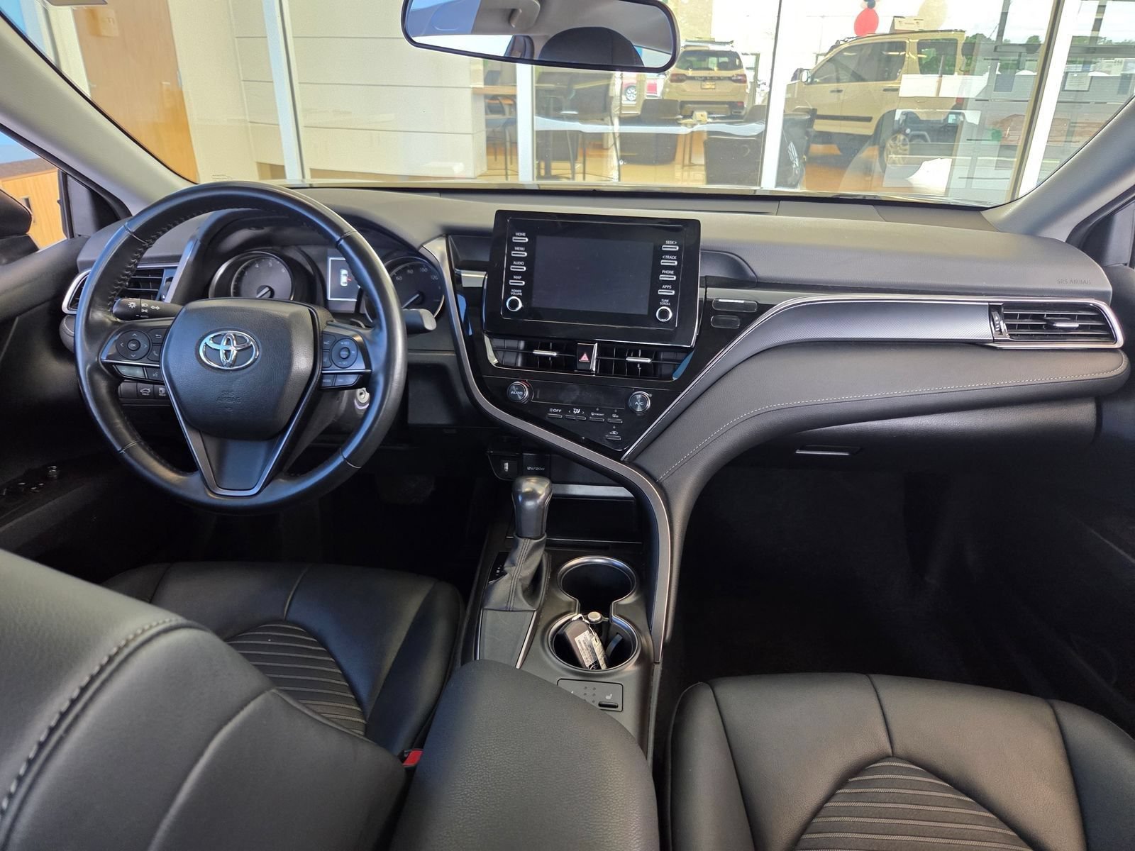 Used 2024 Toyota Camry SE FWD image 26