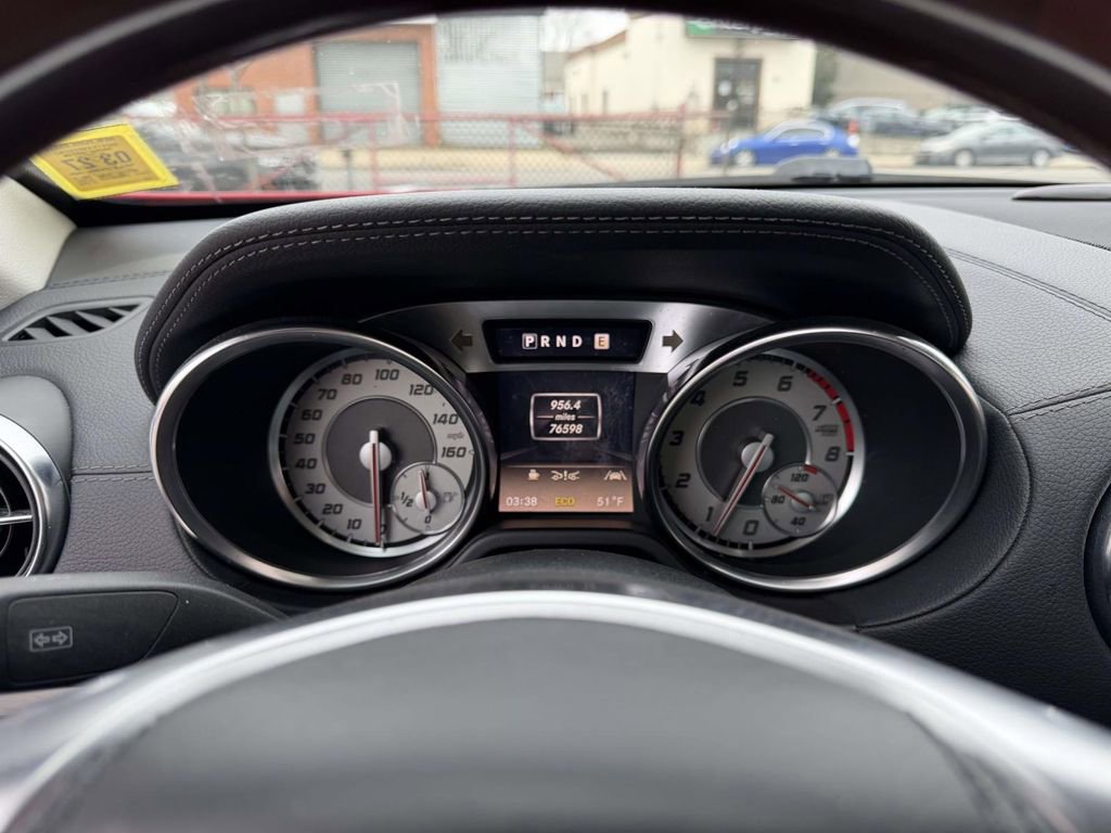 Used 2013 Mercedes-Benz SL 550 image 22