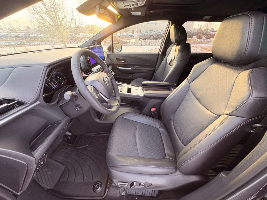Used 2026 Toyota Sienna Limited image 11