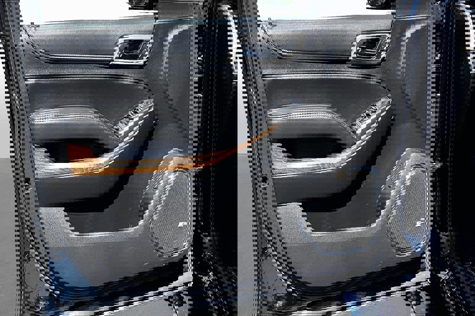 Used 2018 GMC Yukon XL Denali w/ Denali Ultimate Package image 13