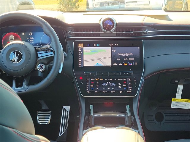 New 2026 Maserati Grecale Modena image 17