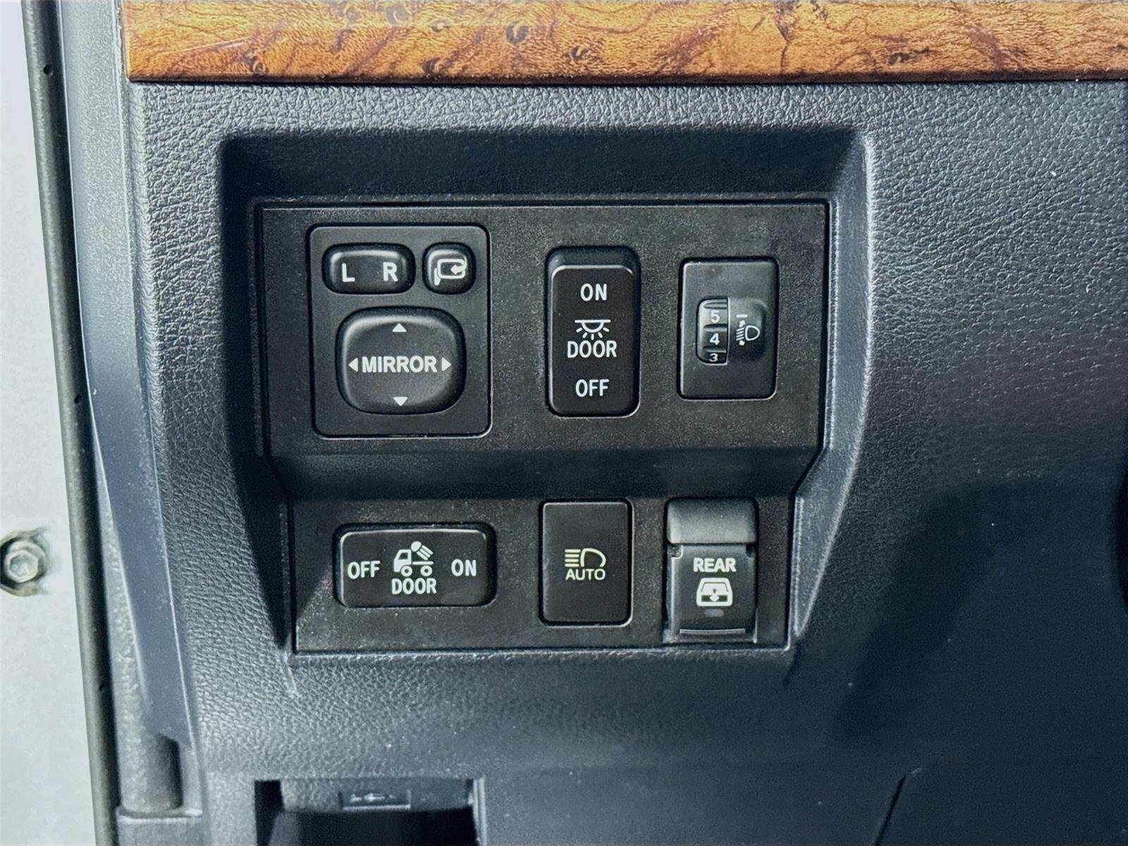 Used 2019 Toyota Tundra 1794 Edition AWD/4WD image 10