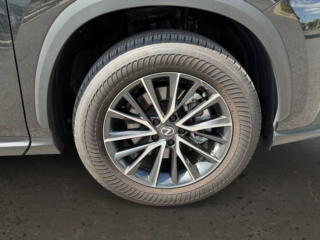 Certified 2024 Lexus NX 250 FWD w/ Towing Package (2000 Lbs) image 26