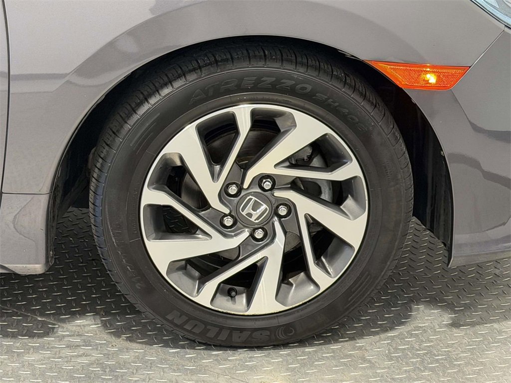 Used 2016 Honda Civic EX image 8