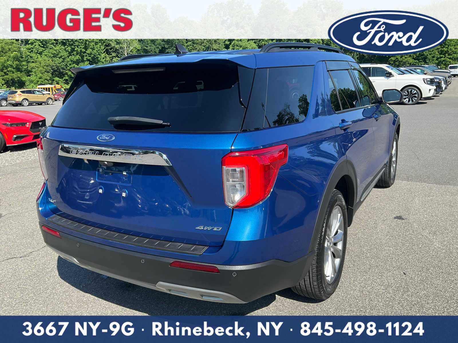 Certified 2023 Ford Explorer XLT w/ Equipment Group 202A AWD/4WD image 3