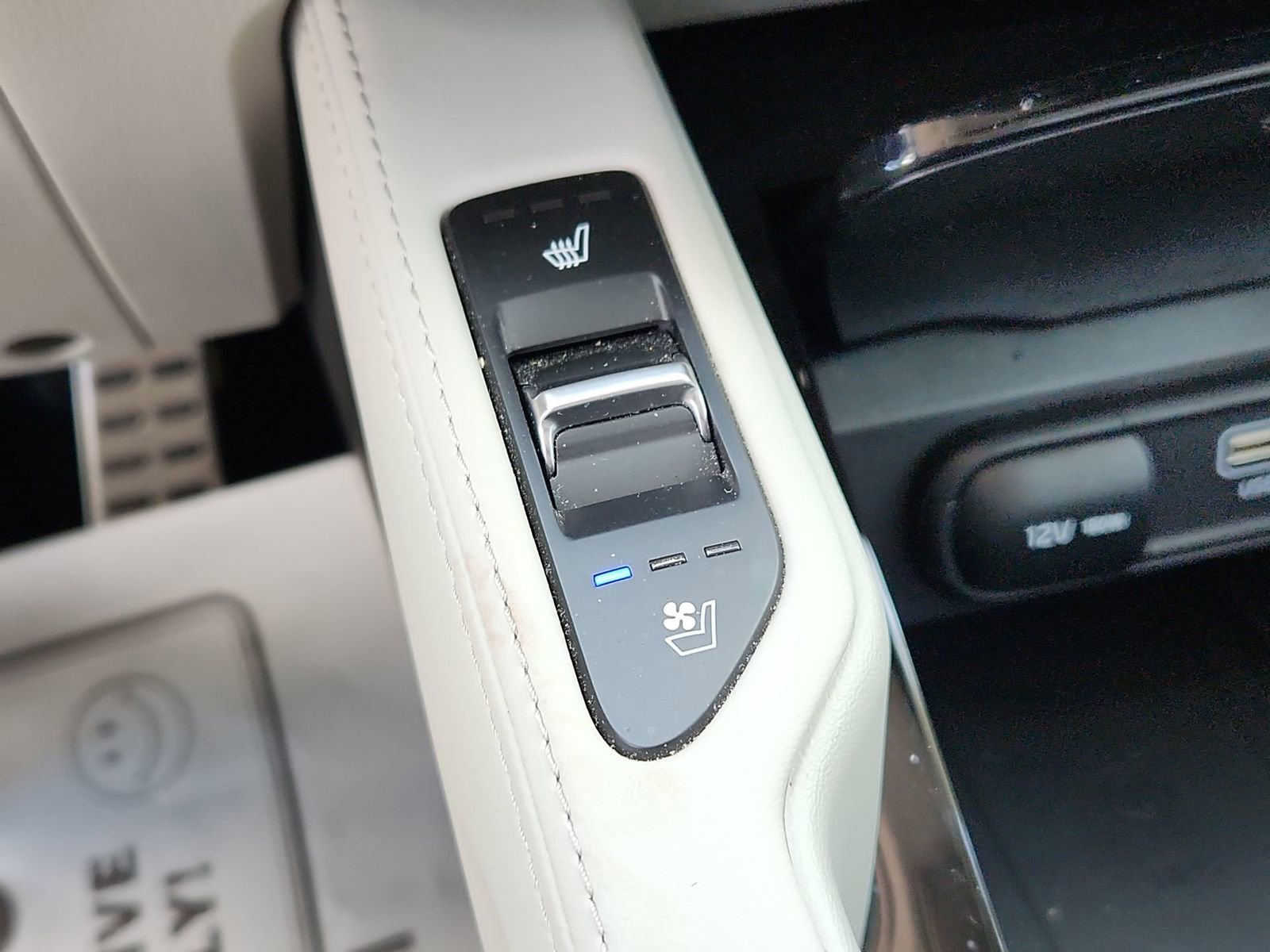 Used 2023 Kia Telluride SX image 25