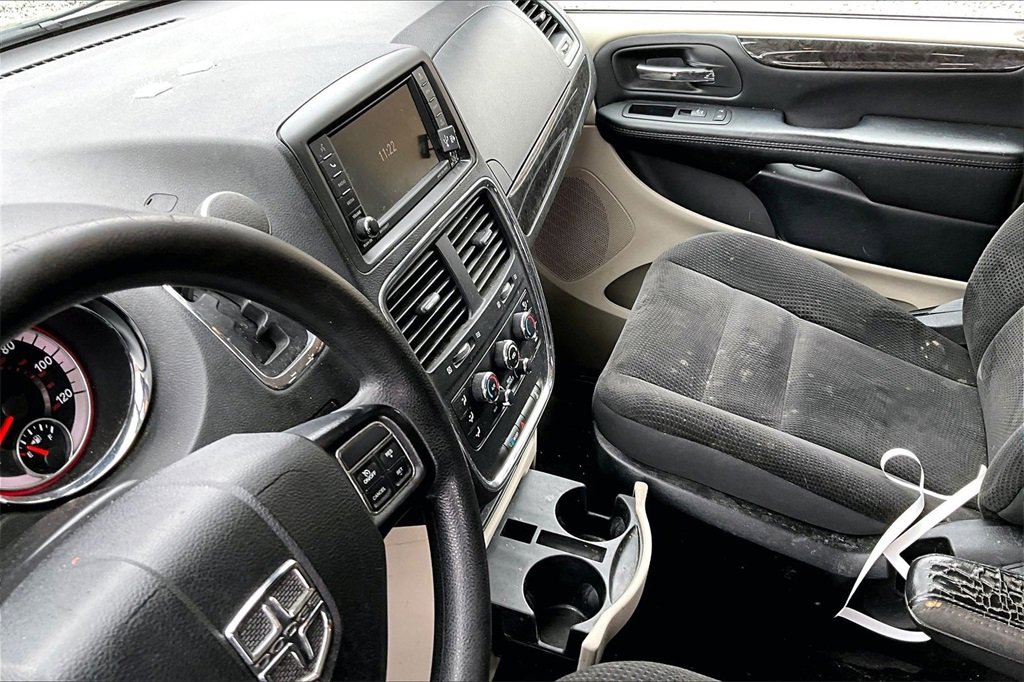 Used 2019 Dodge Grand Caravan SE image 13