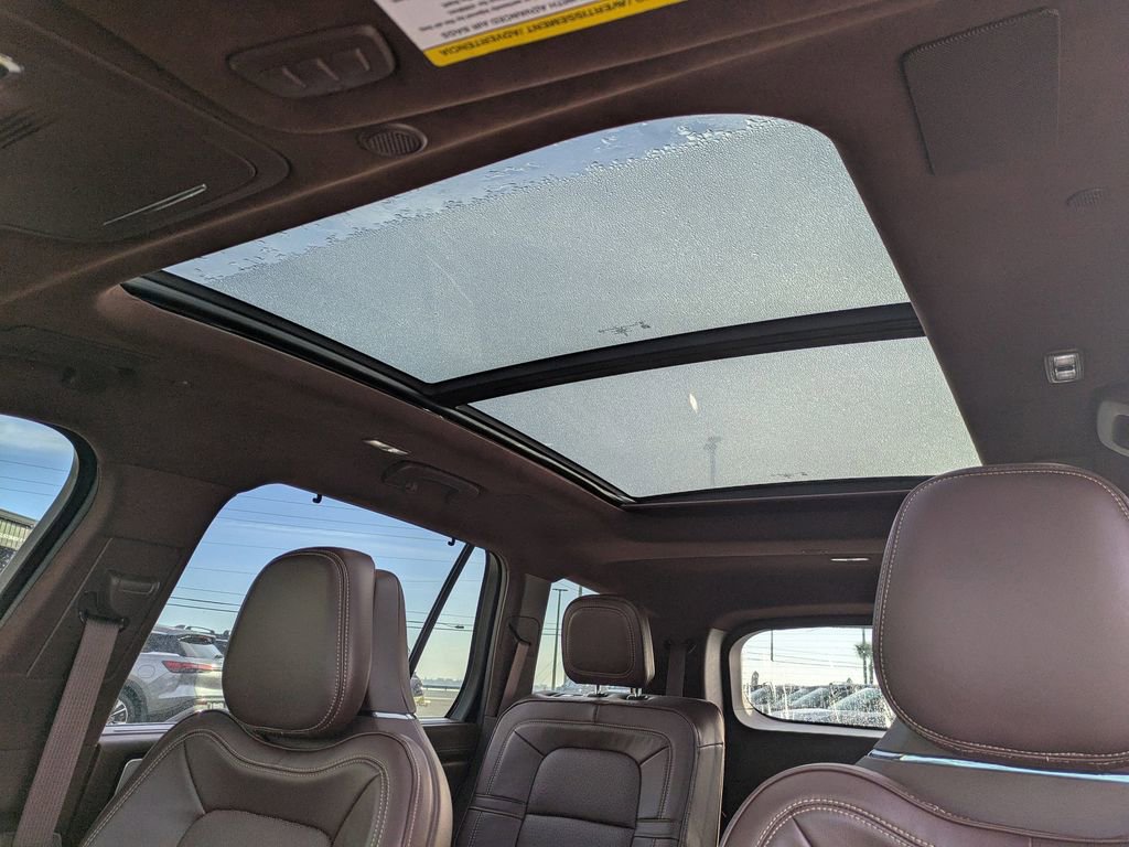 Used 2022 Lincoln Aviator Black Label Grand Touring w/ Class IV Trailer Tow Package image 21