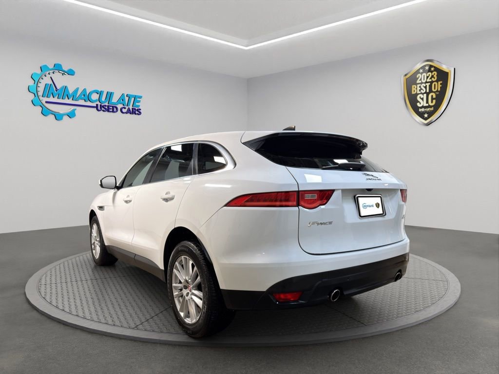 Used 2020 Jaguar F-PACE Prestige image 3
