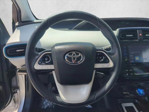 Certified 2018 Toyota Prius Three FWD image 14