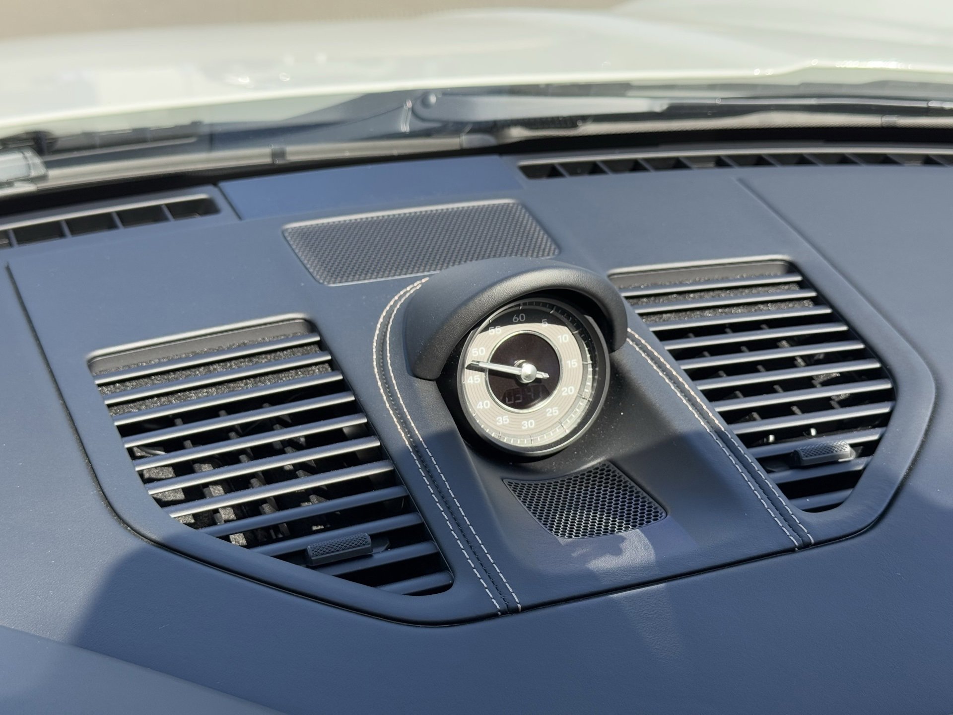Certified 2024 Porsche 911 Turbo image 18