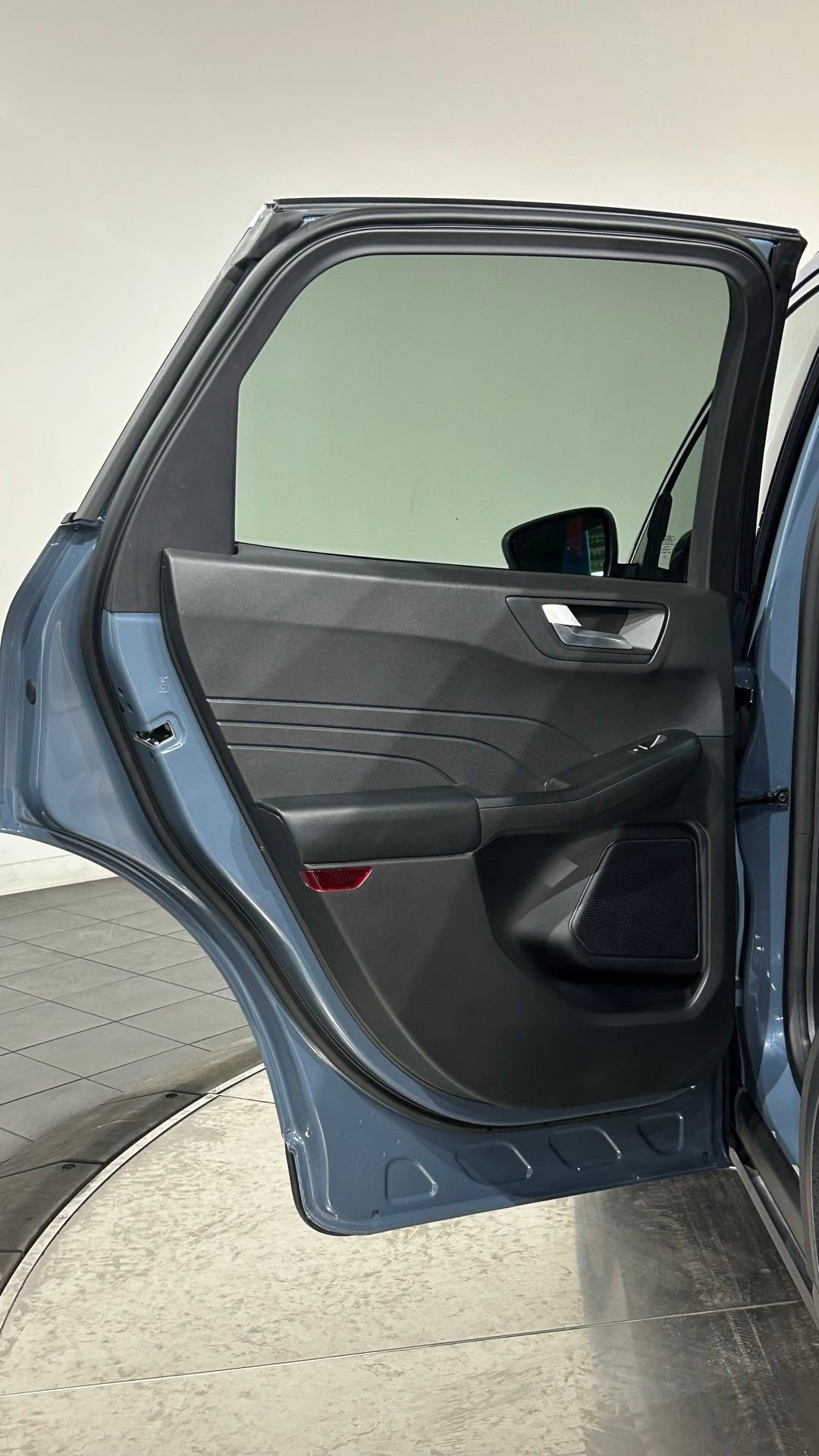 Used 2024 Ford Escape SE FWD image 42