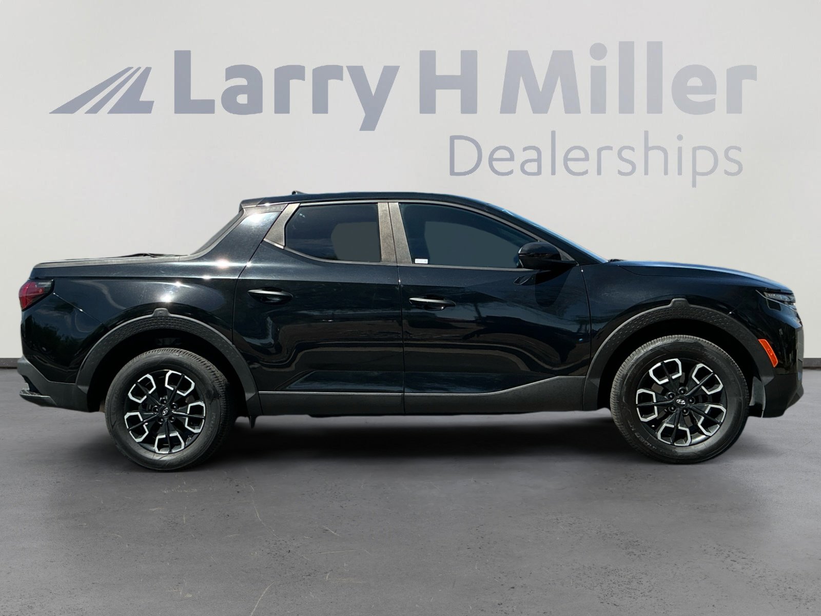 Used 2022 Hyundai Santa Cruz SE image 6