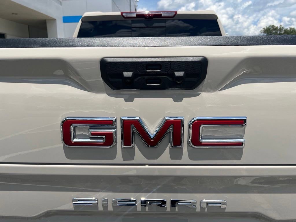 New 2026 GMC Sierra 1500 AT4X AWD/4WD image 9