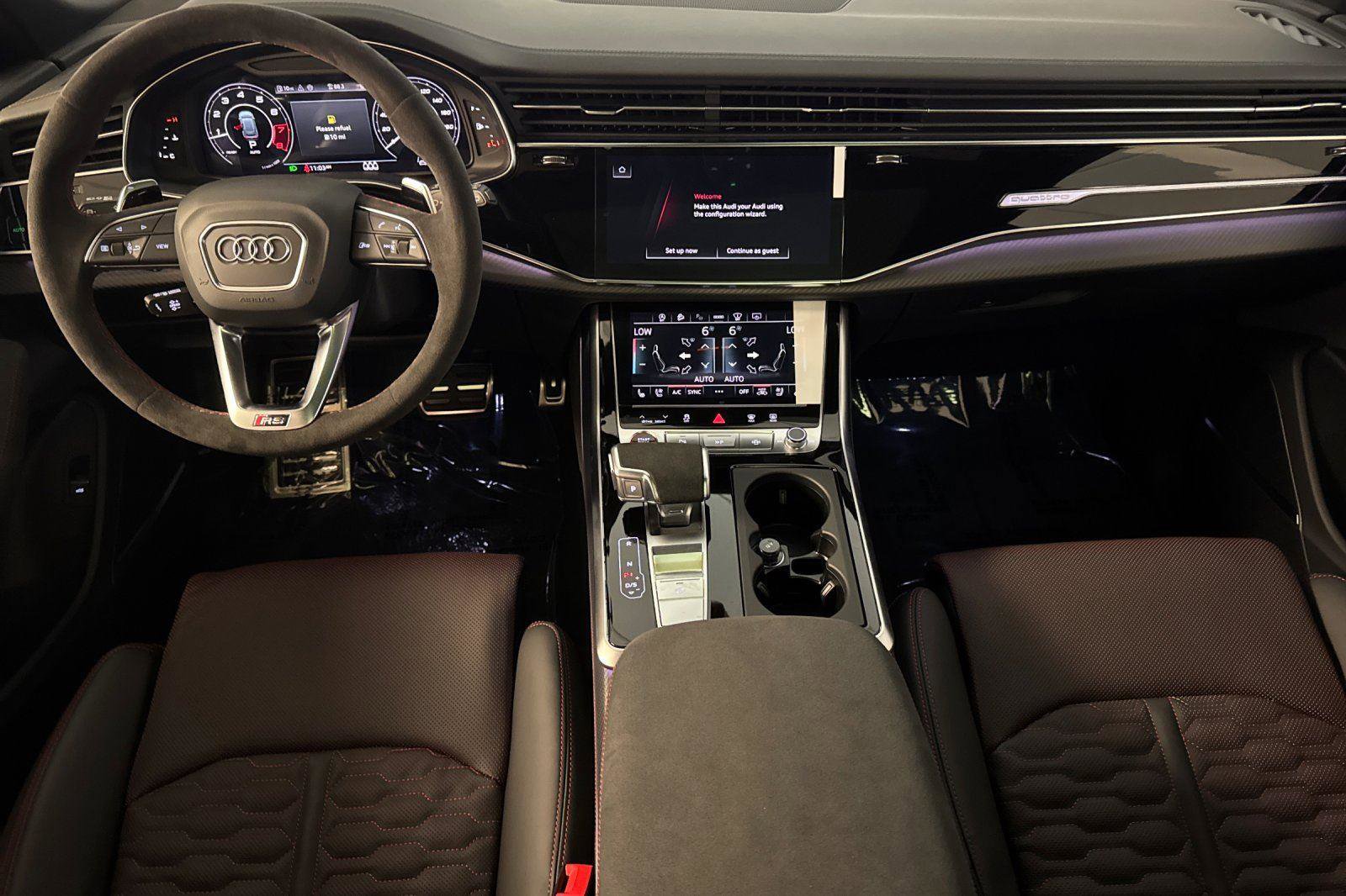 New 2025 Audi RS Q8 performance image 12