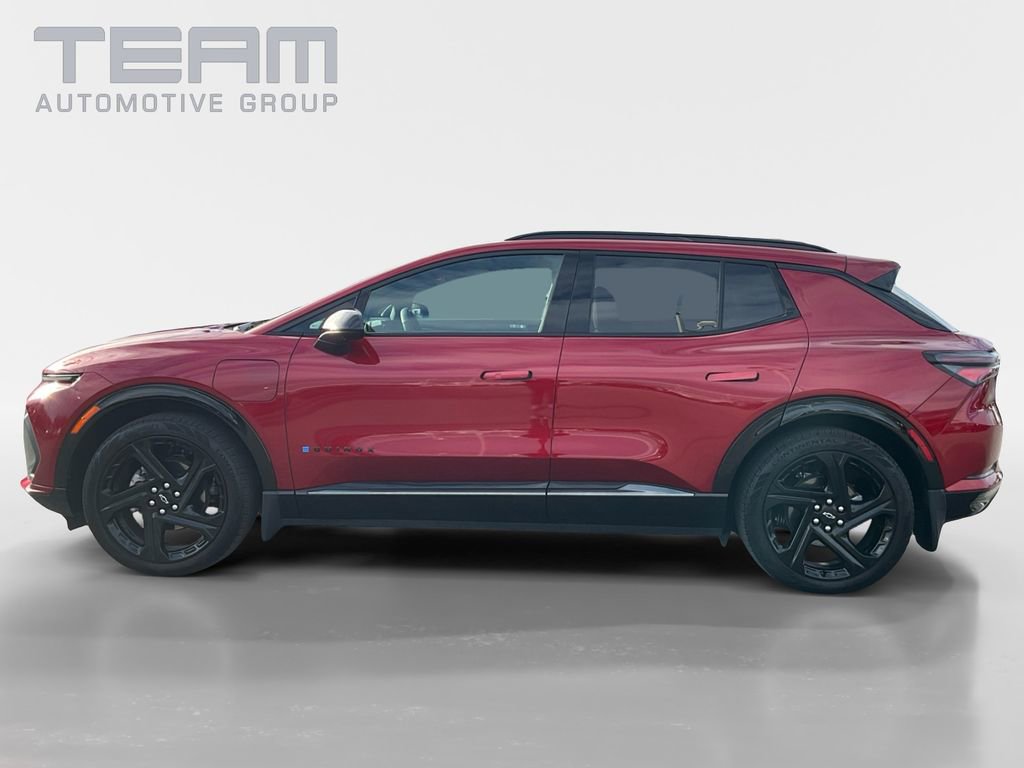 Used 2025 Chevrolet Equinox EV RS w/ LPO, Trailering Package image 4