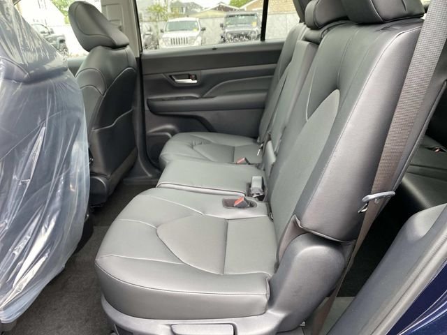 New 2026 Toyota Grand Highlander AWD image 7
