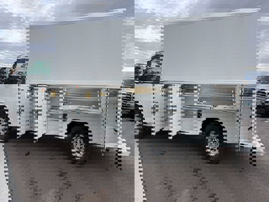 New 2025 Chevrolet Express 3500 w/ Power Convenience Package RWD image 8