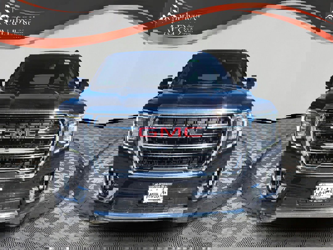 Used 2021 GMC Yukon SLT w/ SLT Luxury Plus Package image 2