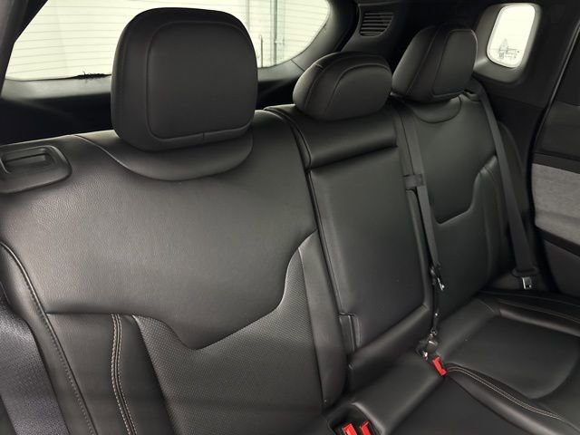 Used 2023 Jeep Compass Latitude image 22