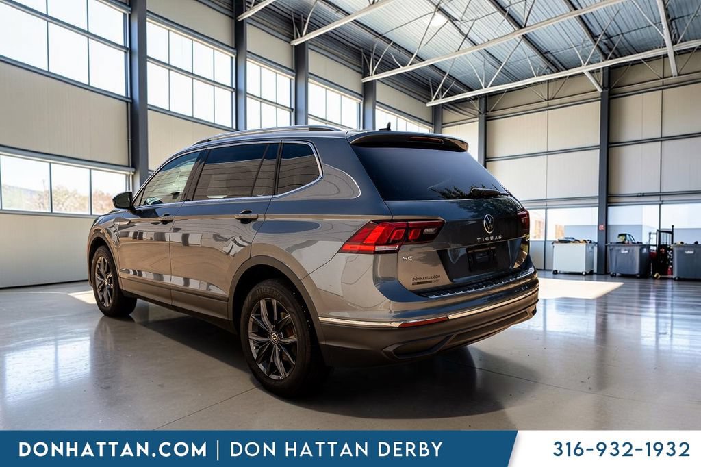 Used 2024 Volkswagen Tiguan SE AWD/4WD image 27