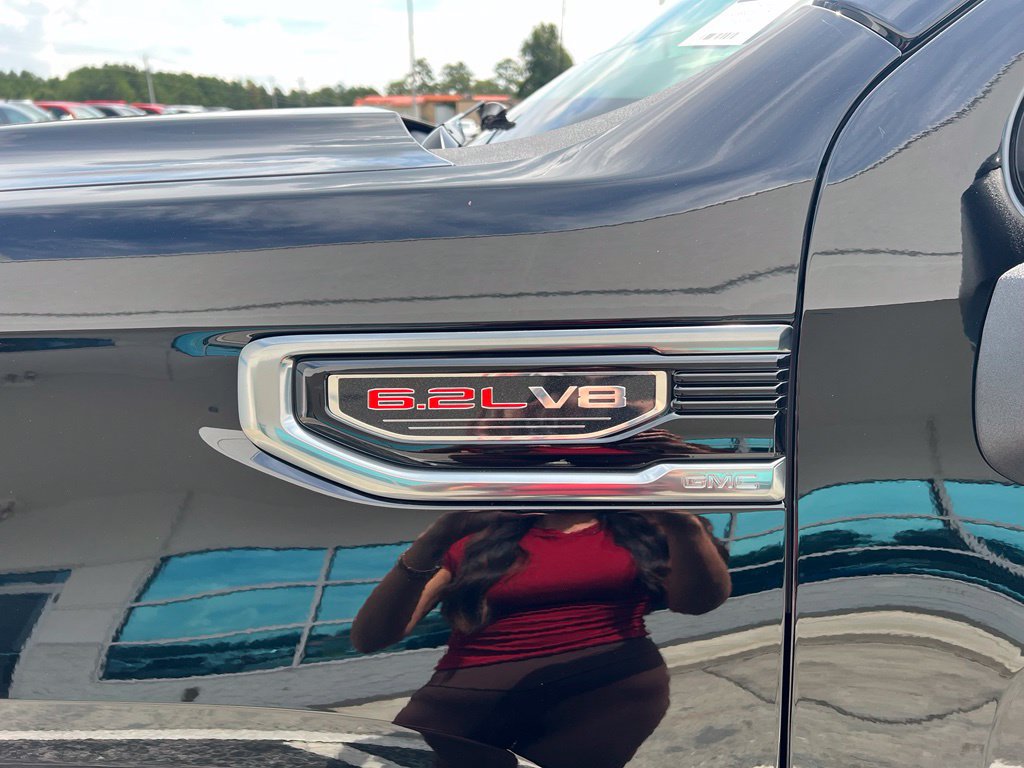 New 2026 GMC Sierra 1500 AT4 w/ AT4 Premium Package AWD/4WD image 4