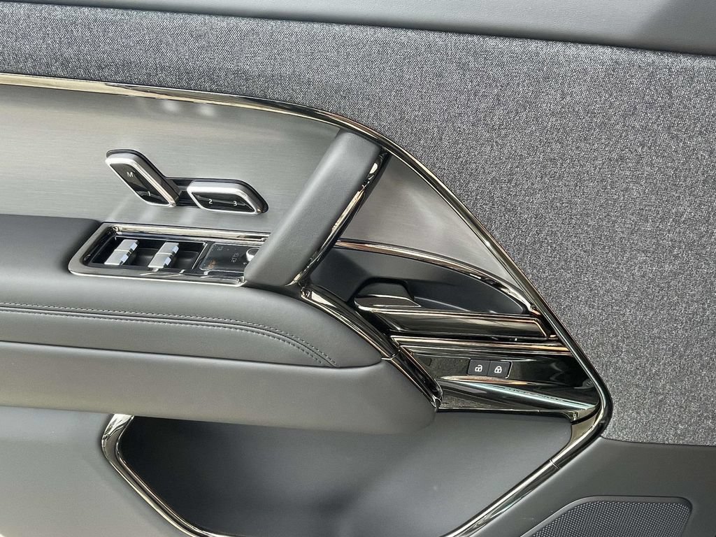 New 2026 Land Rover Range Rover Sport SE AWD/4WD image 31