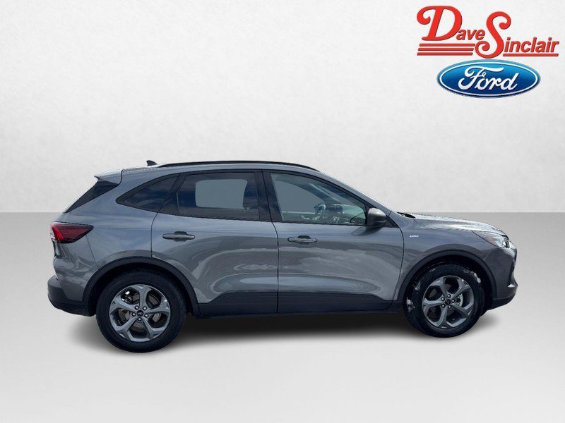 Used 2025 Ford Escape ST-Line FWD image 5