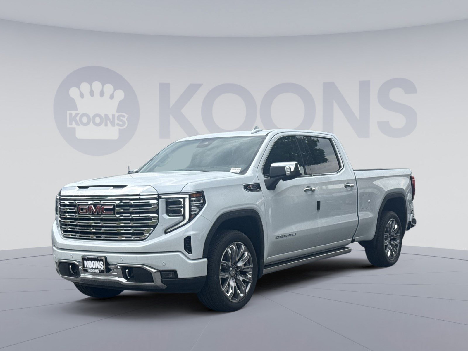 New 2026 GMC Sierra 1500 Denali w/ Denali Reserve Package AWD/4WD image 1