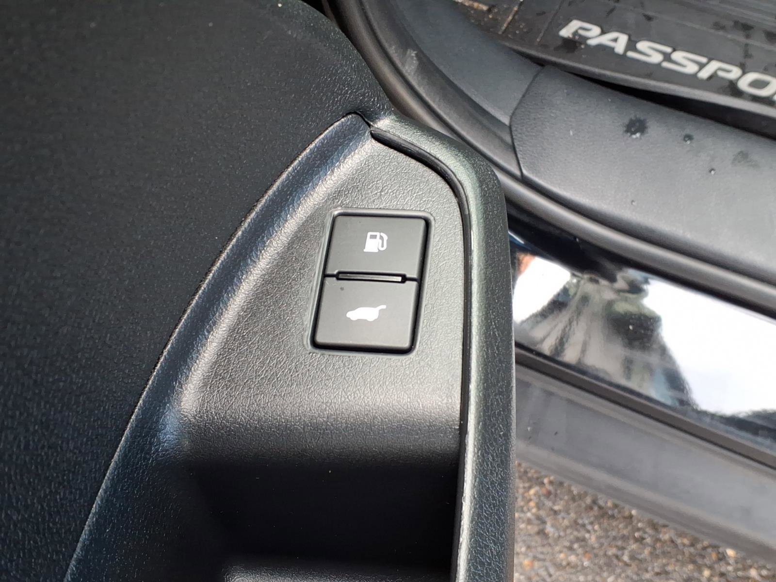 Certified 2024 Honda Passport Black Edition image 7