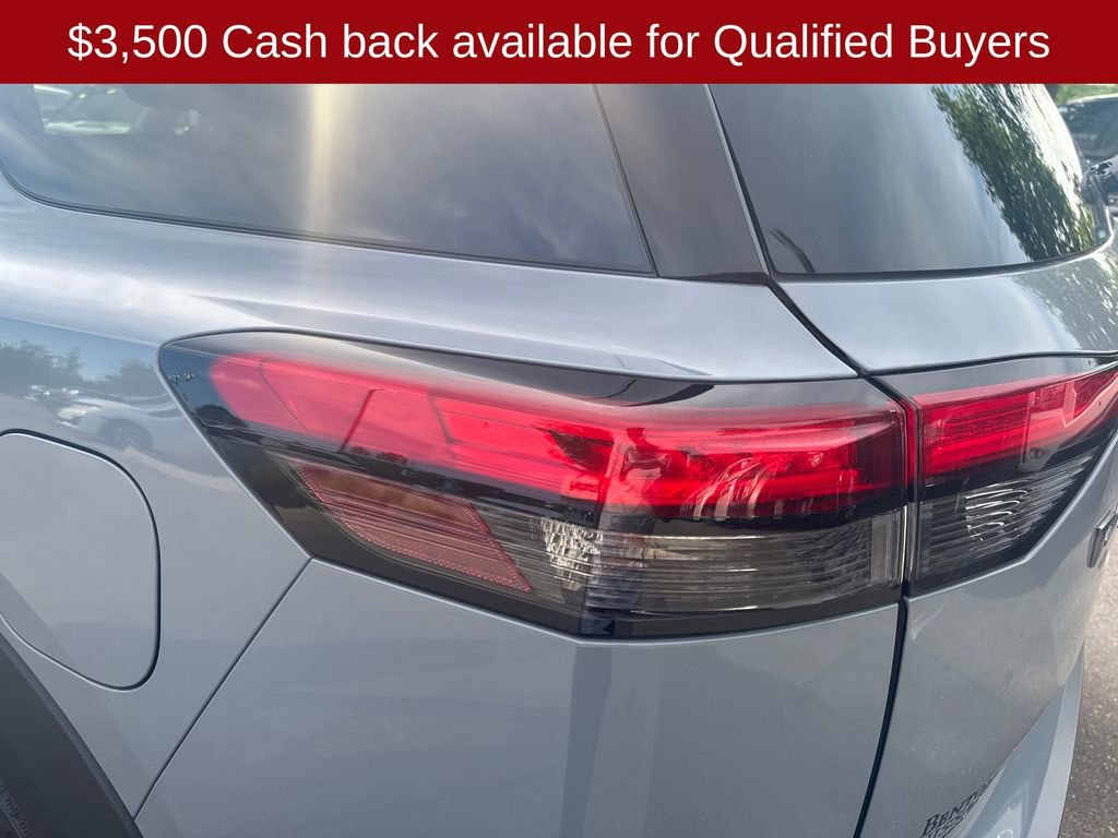 New 2026 Nissan Pathfinder Platinum w/ Cargo Package FWD image 40